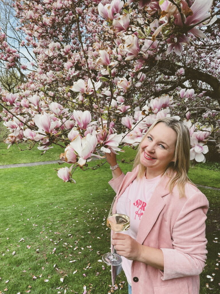 Edited in Tezza with: REWIND