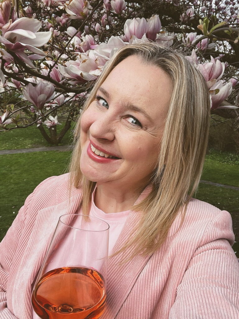 Edited in Tezza with: REWIND